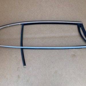 Cheder cromat usa dreapta spate BMW G11 G12 M 760 LXiA seria 7 din 2017 7873958 - Dezmembrari Auto