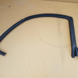 Cheder geam usa dreapta spate VW Passat CC 2016 3C8854546L 3C8 854 546 L - Dezmembrari Auto