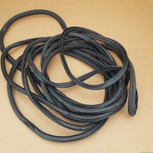Cheder usa stanga spate VW Passat B8 variant 3G9867913K 3G9 867 913 K - Dezmembrari Auto