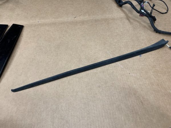 Cheder parbriz dreapta VW Passat B8 3G0854328 3G0 854 328 - Dezmembrari Auto