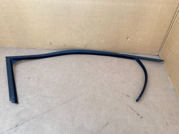 Cheder usa dreapta Audi A3 8P 2 usi 8P3837440 8P3 837 440 - Dezmembrari Auto