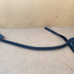 Cheder usa stanga fata Audi A5 F5 8W8837479 8W8 837 479 - Dezmembrari Auto