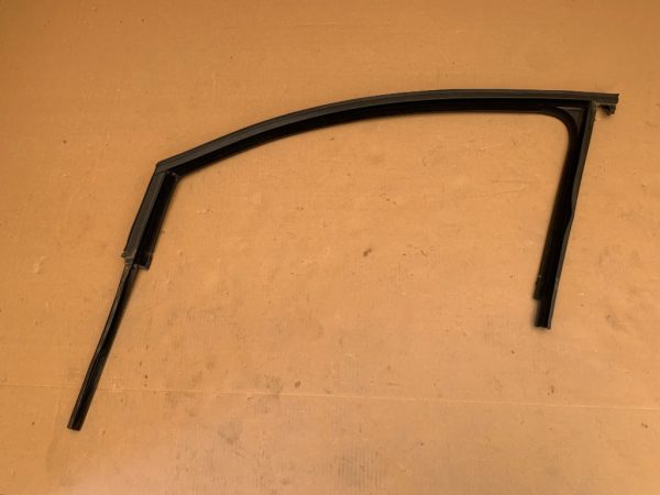 Cheder usa stanga fata VW Golf 7 5G4837431K 5G4 837 431 K - Dezmembrari Auto