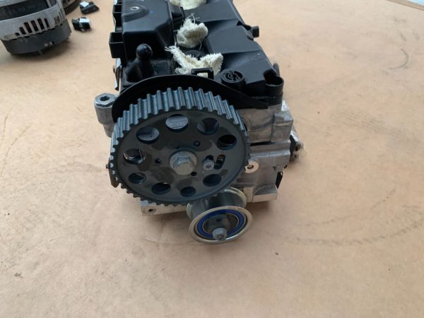 Chiulasa completa VW Sharan 2019 2.0 tdi DLU 04L103308C 04L 103 308 C - Dezmembrari Auto - imagine 2