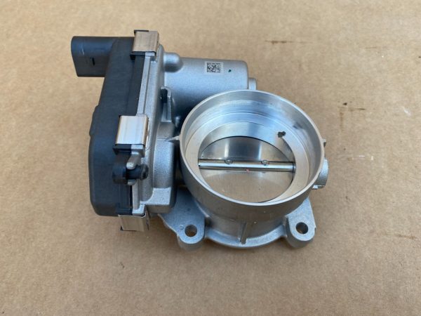 Clapeta acceleratie Audi A3 8Y 1.5 tsi 04E133062T 04E 133 062 T la 0 km - Dezmembrari Auto