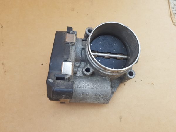 Clapeta acceleratie Audi A4 B8 2009 3.2 fsi 06E133062C 06E 133 062 C - Dezmembrari Auto