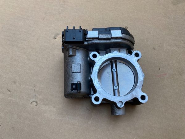 Clapeta acceleratie Mercedes B-Class W246 A2701800810 la 0 km - Dezmembrari Auto