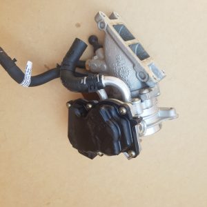 Clapeta acceleratie VW Passat B8 2.0 tdi 04L128063R 04L 128 063 R - Dezmembrari Auto