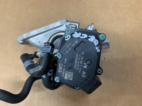 Clapeta acceleratie VW Passat B8 2.0 tdi 04L128063T 04L 128 063 T la 0 km - Dezmembrari Auto