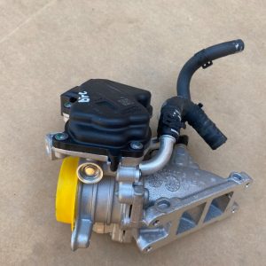 Clapeta acceleratie VW Passat B8 2.0 tdi DFC 04L128837A 04L 128 837 A 04L128063AA 04L 128 063 AA la 0 km - Dezmembrari Auto