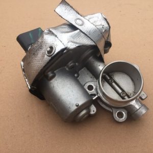 Clapeta EGR VW Golf 7 2.0 tdi 04L131501M 04L 131 501 M - Dezmembrari Auto