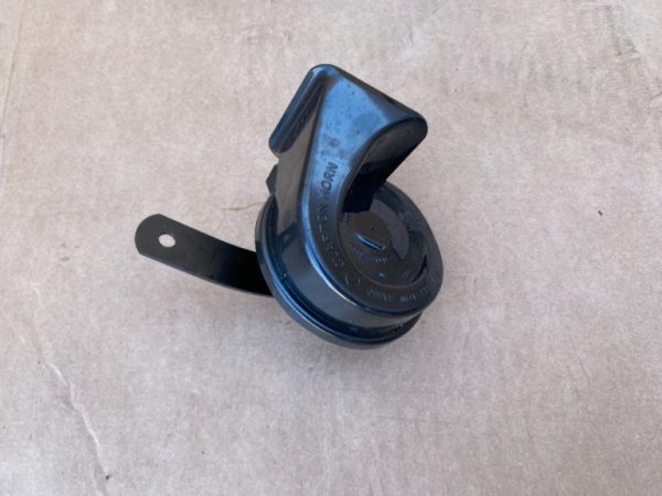 Claxon VW ID4 ID.4 8X0951221A 8X0 951 221 A la 0 km - Dezmembrari Auto
