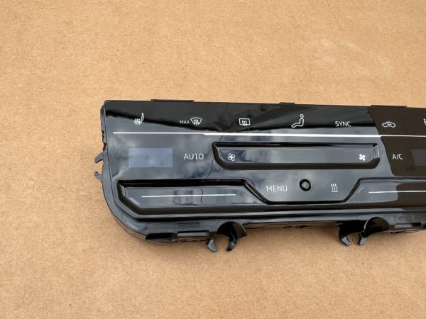 Climatronic digital VW Passat B8.5 din 2023 la 0 km 3G8907044R 3G8 907 044 R - Dezmembrari Auto - imagine 4