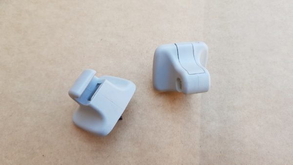 Clips clipsuri parasolar stanga dreapta VW Jetta 2016 - Dezmembrari Auto