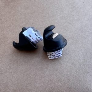 Clipsuri clips parasolare negre VW ID ID.4 2023 560857561B 560 857 561 B - Dezmembrari Auto