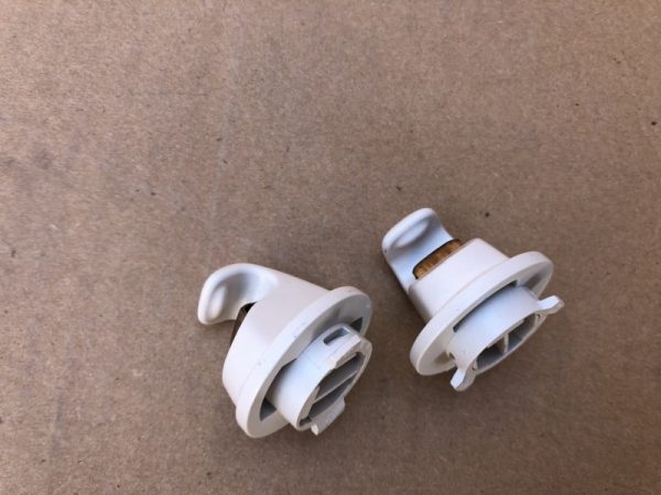 Clipsuri parasolar parasolare VW Passat B8 - Dezmembrari Auto