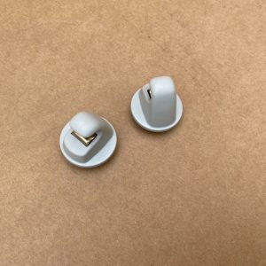 Clipsuri parasolare VW Caddy Ford Tourneo Connect 2023 560857561B 560 857 561 B - Dezmembrari Auto
