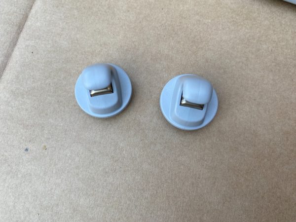 Clipsuri parasolare VW Passat B8 2023 - Dezmembrari Auto