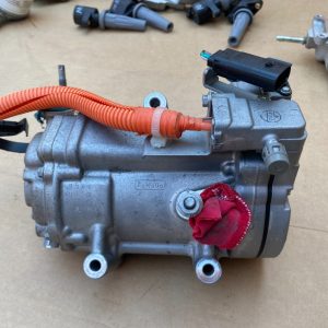 Compresor AC Ford Mondeo Mk5 2.0 hybrid DG9H-19D623-AD - Dezmembrari Auto