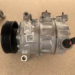 Compresor AC freon 1234yf VW Passat B8 5Q0816803F 5Q0 816 803 F - Dezmembrari Auto