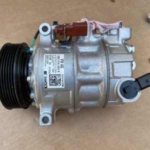 Compresor AC freon R1234YF VW Passat B8 2023 2.0 tdi 3Q0816803E 3Q0 816 803 E la 0 km - Dezmembrari Auto