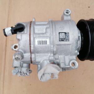 Compresor AC VW Golf 7 freon R-134A R134A 5Q0820803K 5Q0 820 803 K - Dezmembrari Auto