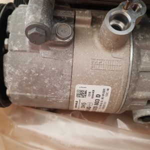 Compresor clima AC VW Golf 7 freon R-134A 5Q0820803D 5Q0 820 803 D - Dezmembrari Auto