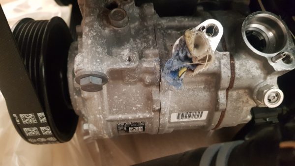 Compresor clima AC VW Golf 7 freon R-134A R134A 5Q0820803K 5Q0 820 803 K - Dezmembrari Auto