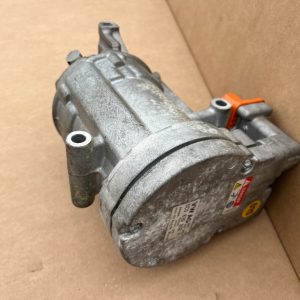 Compresor clima AC VW Jetta hybrid 5C0820803F 5C0 820 803 F - Dezmembrari Auto