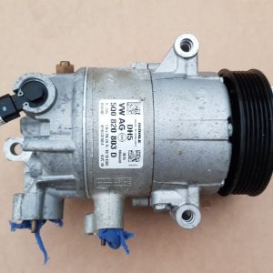 Compresor clima VW Golf 7 freon R-134A 5Q0820803D 5Q0 820 803 D - Dezmembrari Auto
