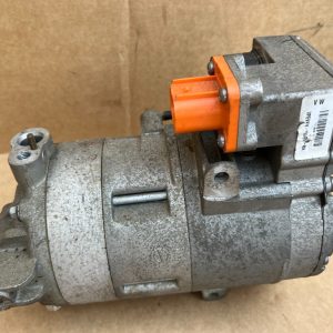Compresor clima VW hybrid / electric 12E820803B 12E 820 803 B - Dezmembrari Auto