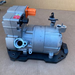 Compresor clima VW ID4 ID.4 2023 1EA820807C 1EA 820 807 C la 0 km - Dezmembrari Auto
