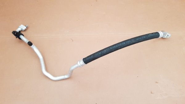 Conducta AC VW Golf 7 1.4 tsi 5Q0820743C 5Q0 820 743 C - Dezmembrari Auto