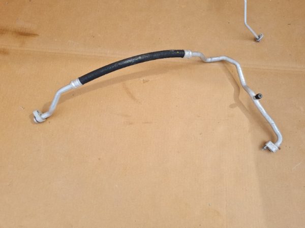 Conducta AC VW Golf 7 1.4 tsi 5Q0820743C 5Q0 820 743 C - Dezmembrari Auto