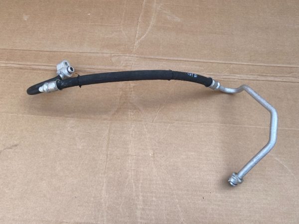 Conducta AC VW Golf 7 1.4 tsi GTE 5Q0820721E 5Q0 820 721 E - Dezmembrari Auto