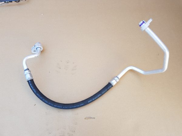 Conducta AC VW GOlf 7 2.0 tdi 5Q0816721AC 5Q0 816 721 AC - Dezmembrari Auto