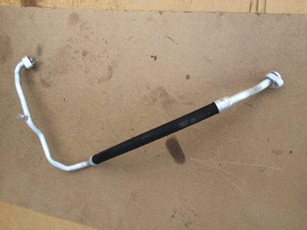 Conducta AC VW Passat B8 5Q0820743M 5Q0 820 743 M - Dezmembrari Auto
