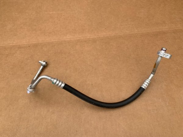 Conducta AC VW Passat B8 5QD816721E 5QD 816 721 E - Dezmembrari Auto