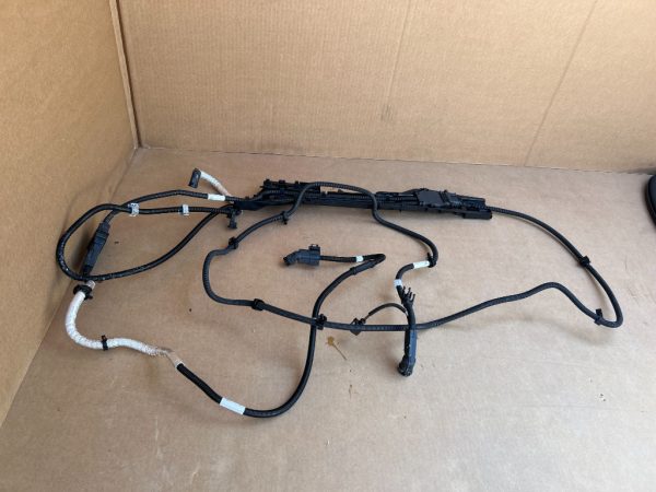 Conducta adblue VW Passat B8 din 2023 la 0 km 3Q0131961F, 3Q0 131 961 F 3Q0131984AH, 3Q0 131 984 AH - Dezmembrari Auto