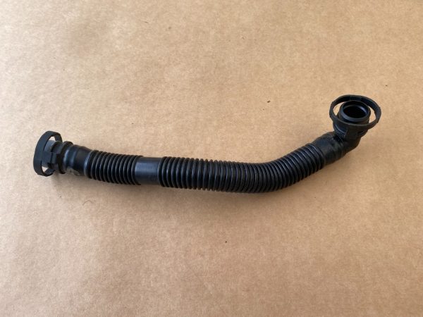 Conducta aer VW Golf 5 1.6 06A131127L 06A 131 127 - Dezmembrari Auto