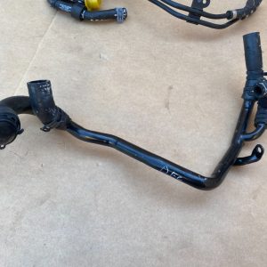 Conducta apa cu furtunuri VW Passat B8 2.0 tdi DFC 04L121064T 04L 121 064 T la 0 km - Dezmembrari Auto