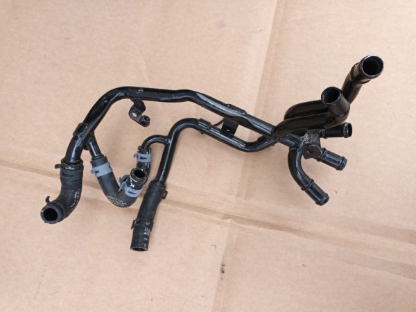 Conducta apa metalice Audi A4 B9 2.0 tdi 04L122157BS 04L 122 157 BS - Dezmembrari Auto