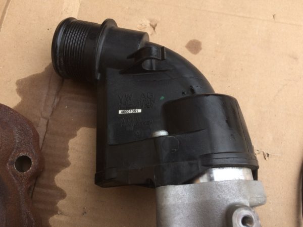 Conducta turbo Audi A4 B8 2015 2.0 TDI 04L131111N 04L 131 111 N - Dezmembrari Auto