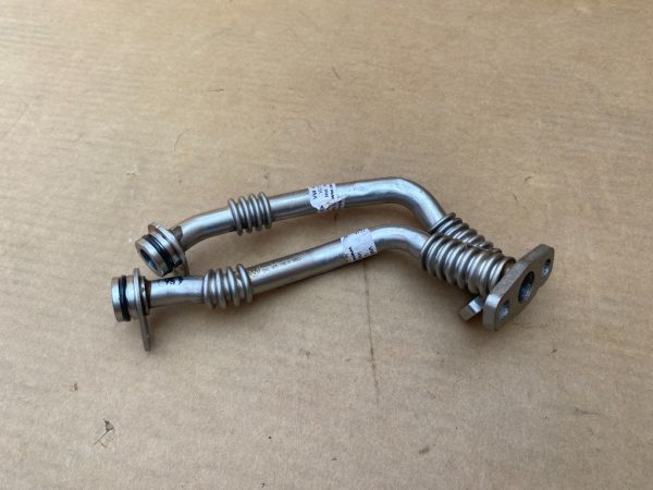 Conducta ulei VW Sharan 7n 2.0 tdi 04L145736H 04L 145 736 H - Dezmembrari Auto