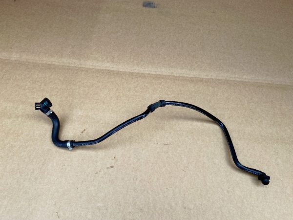 Conducta vacuum Audi Q8 4M0611931AN 4M0 611 931 AN - Dezmembrari Auto