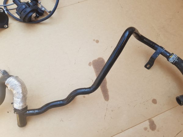 Conducta VW Passat B8 2.0 tdi 04L121065BK 04L 121 065 BK - Dezmembrari Auto