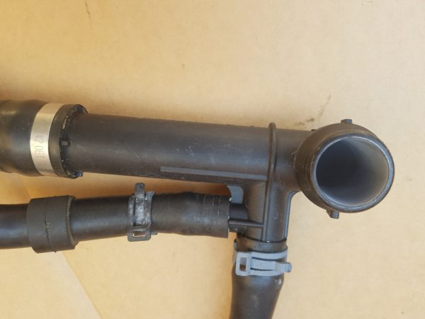 Conducta VW Passat B8 2.0 tdi 5Q0121619D 5Q0 121 619 D - Dezmembrari Auto