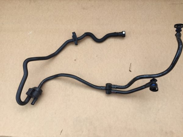 Conducte conducta VW Passat B8 04E133366BL 04E 133 366 BL - Dezmembrari Auto