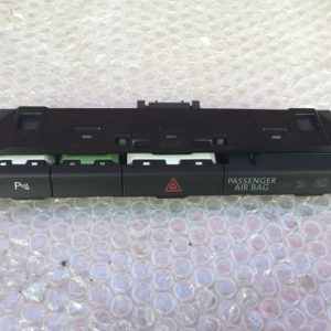 Consola butoane / buton avarie VW Passat B8 3G1 853 770 A 3G1853770A - Dezmembrari Auto