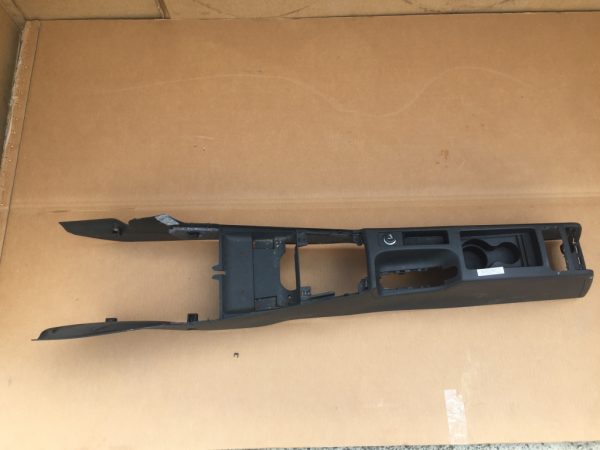 Consola centrala Audi A3 8P 8P0863284 8P1863244A - Dezmembrari Auto